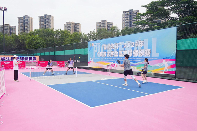 匹克球球场地面是什么